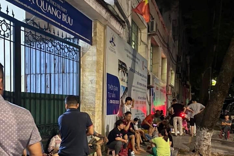Giải pháp nào giải bài toán chen chân xếp hàng vào lớp 10 ở Thủ đô
